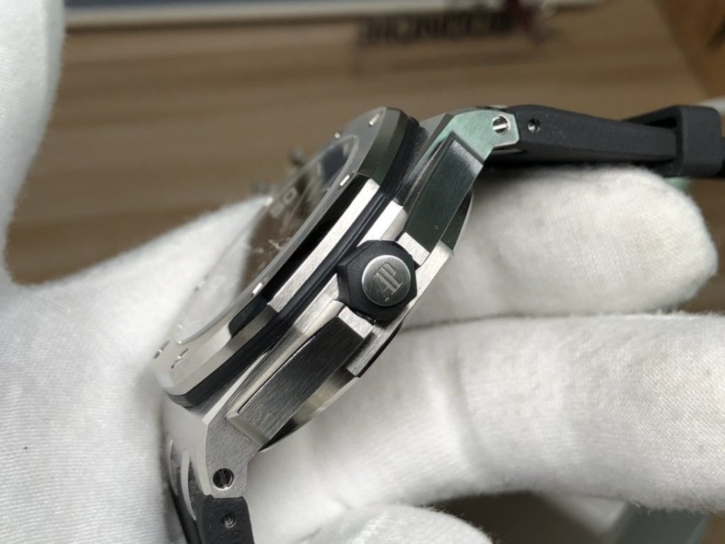 AP THE Single Audemars Piguet Royal OAK Offshore Size