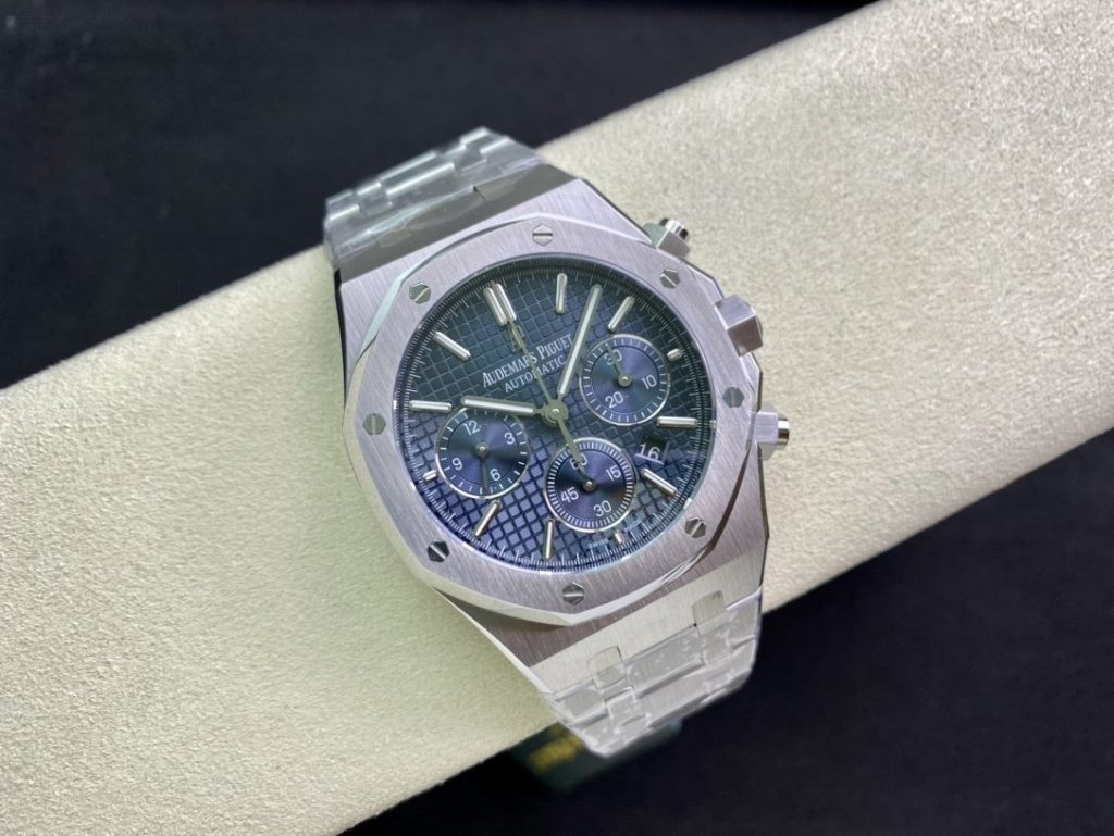 AP Single Counter Audemars Piguet Royal OAK Watch Size