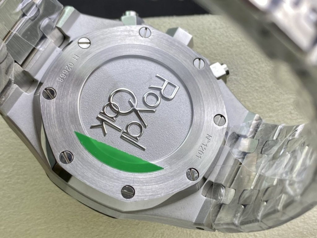 AP Single Counter Audemars Piguet Royal OAK Watch Size