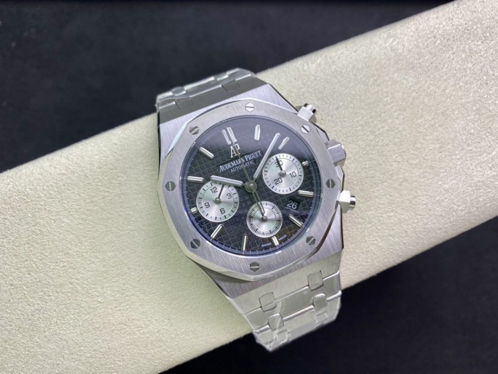 AP Single Counter Audemars Piguet Royal OAK Watch Size