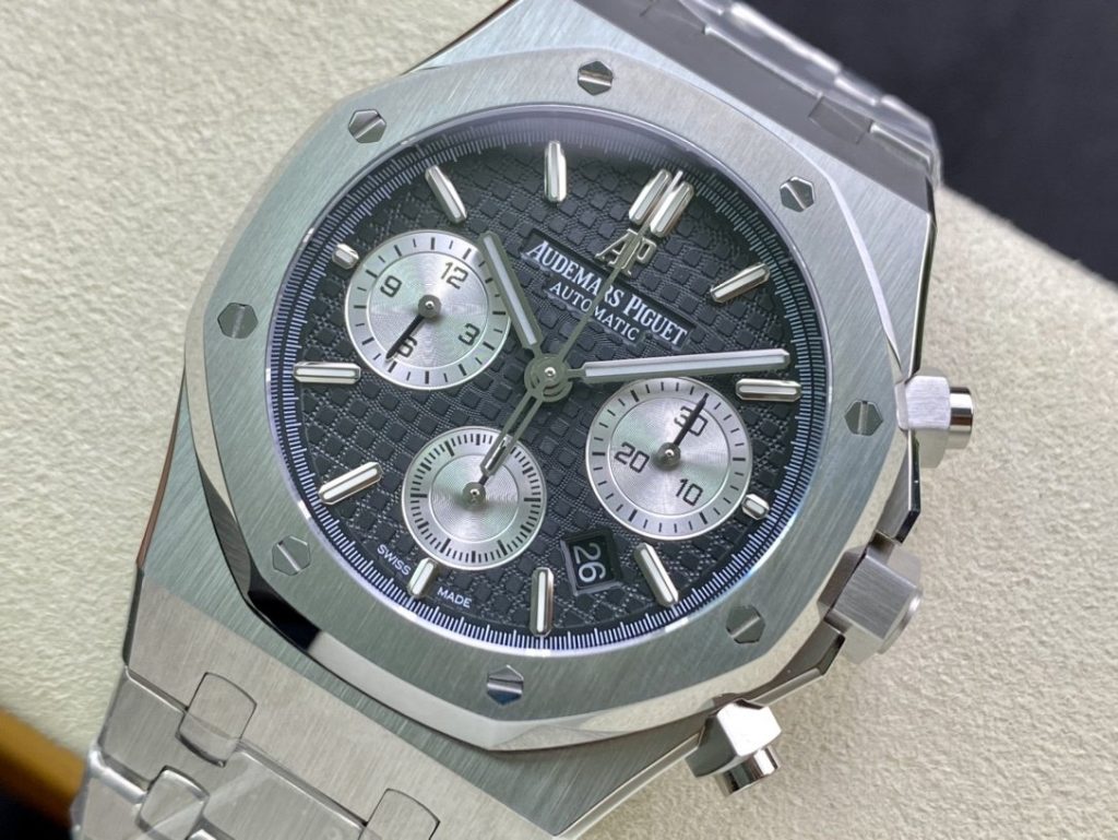 AP Single Counter Audemars Piguet Royal OAK Watch Size