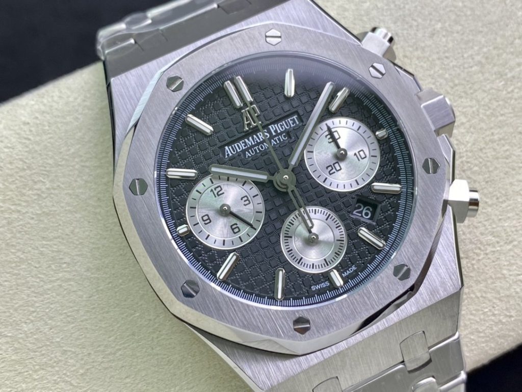AP Single Counter Audemars Piguet Royal OAK Watch Size