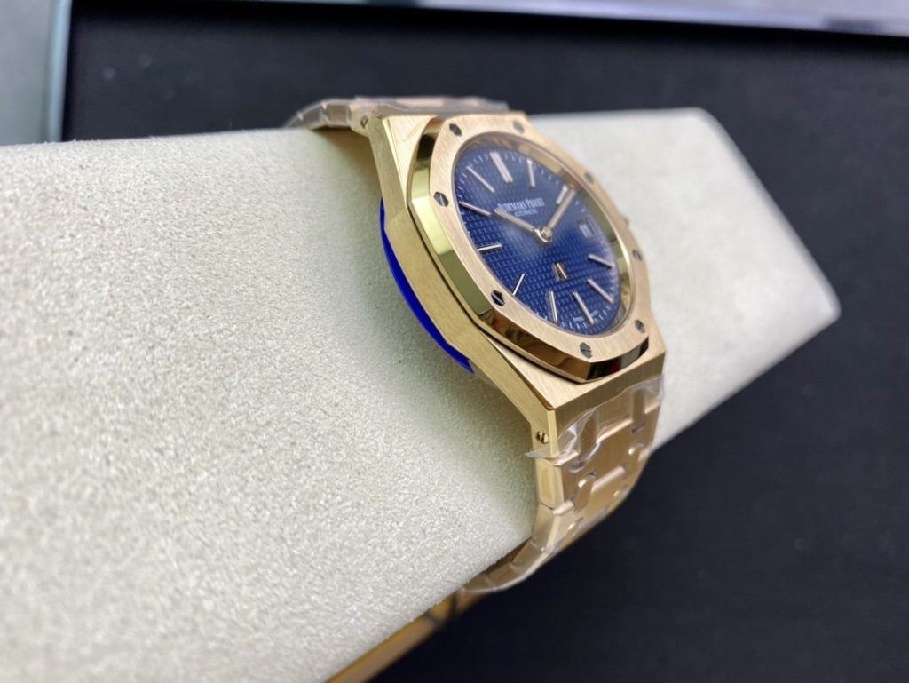 AP Purchasing From THE Order Counter AP Audemars Piguet