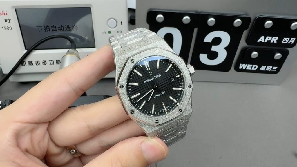 AP OMF15400 Frost Gold