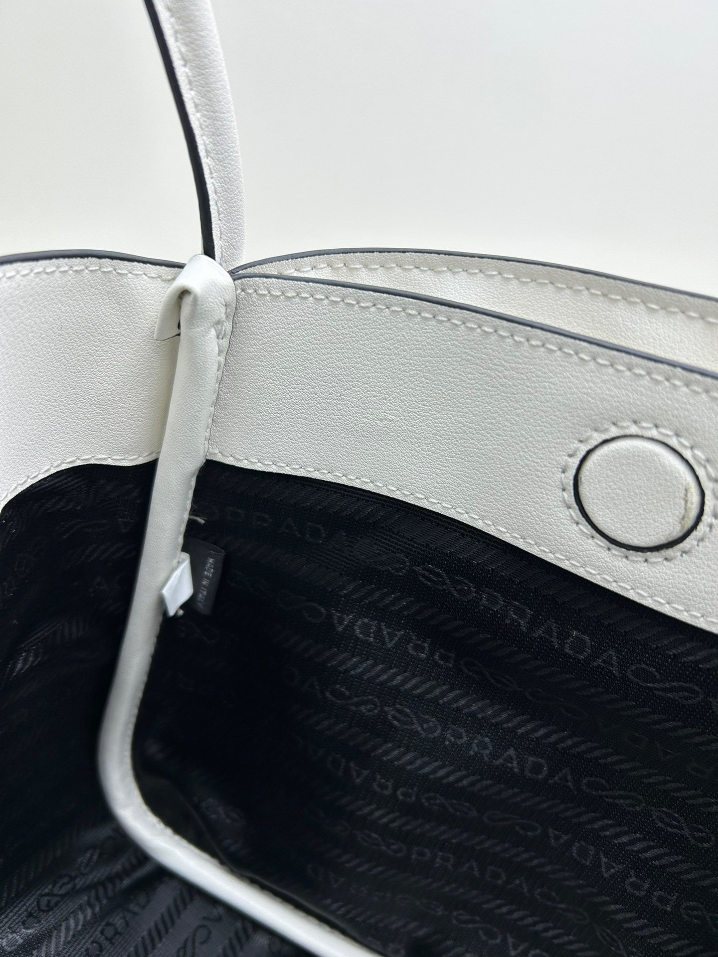 Prada BG539 New Arrival-2 001370