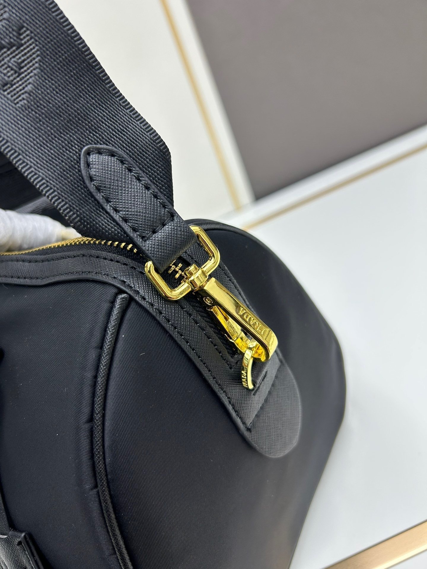 Prada RMB Re-Edition Saffiano Medium Top Handle Bag Crossbody Bag Shoulder Bag 001350