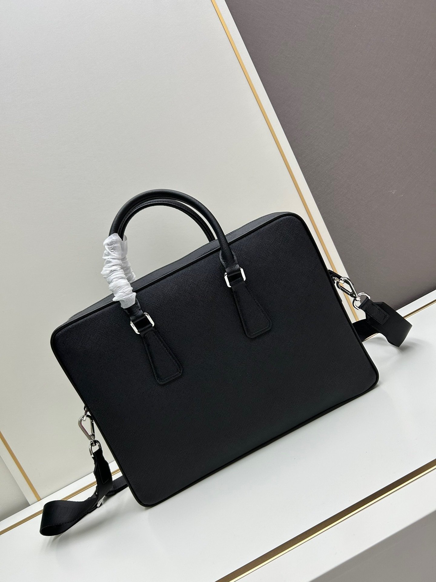 Prada VE022 Saffiano Bag 001630