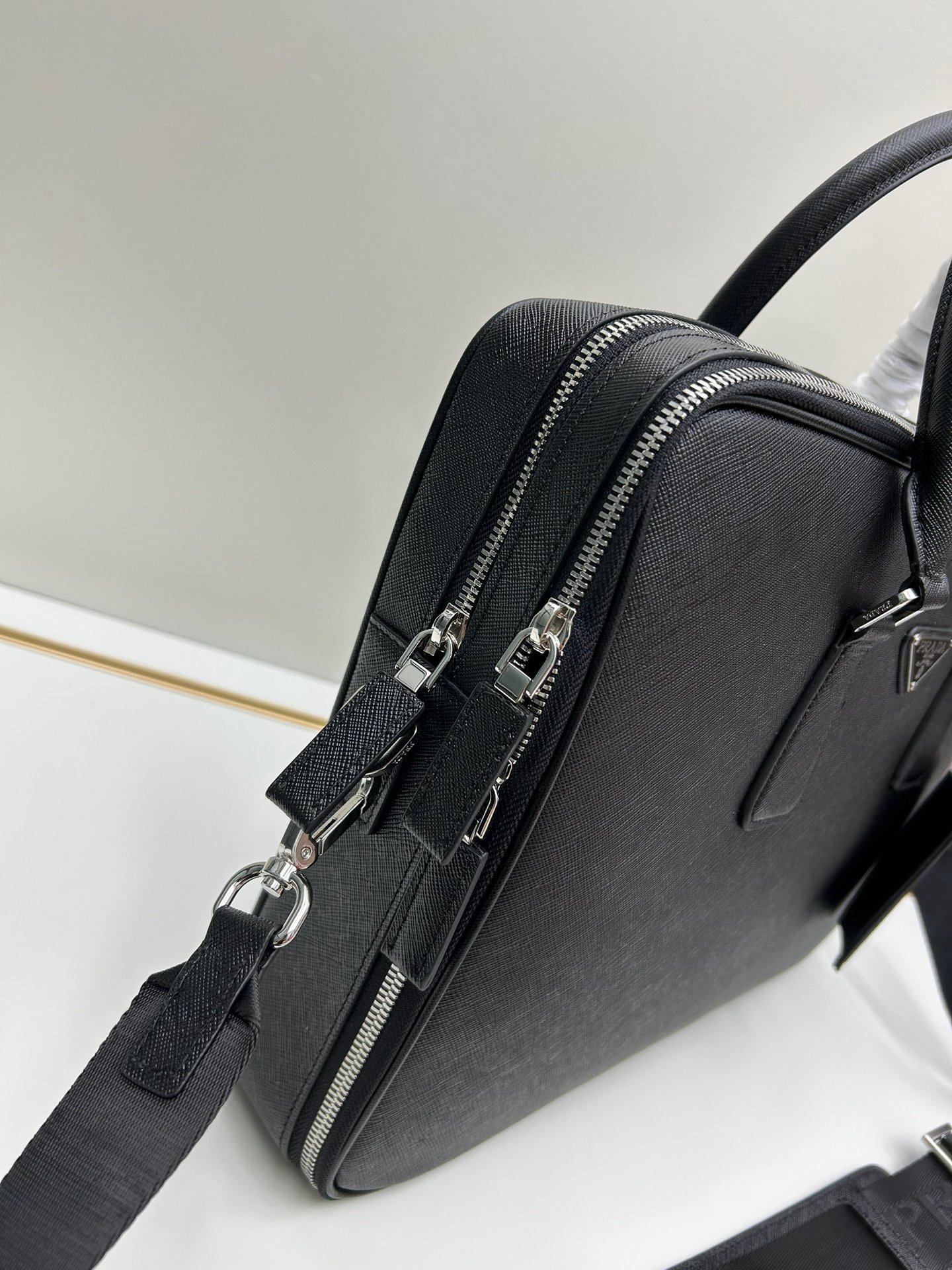 Prada VE022 Saffiano Bag 001630