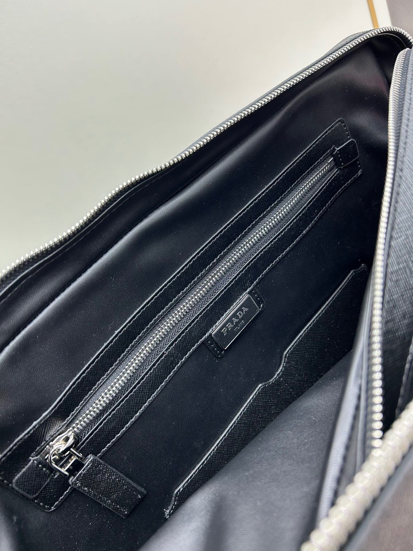 Prada Leather Black Bag 001630