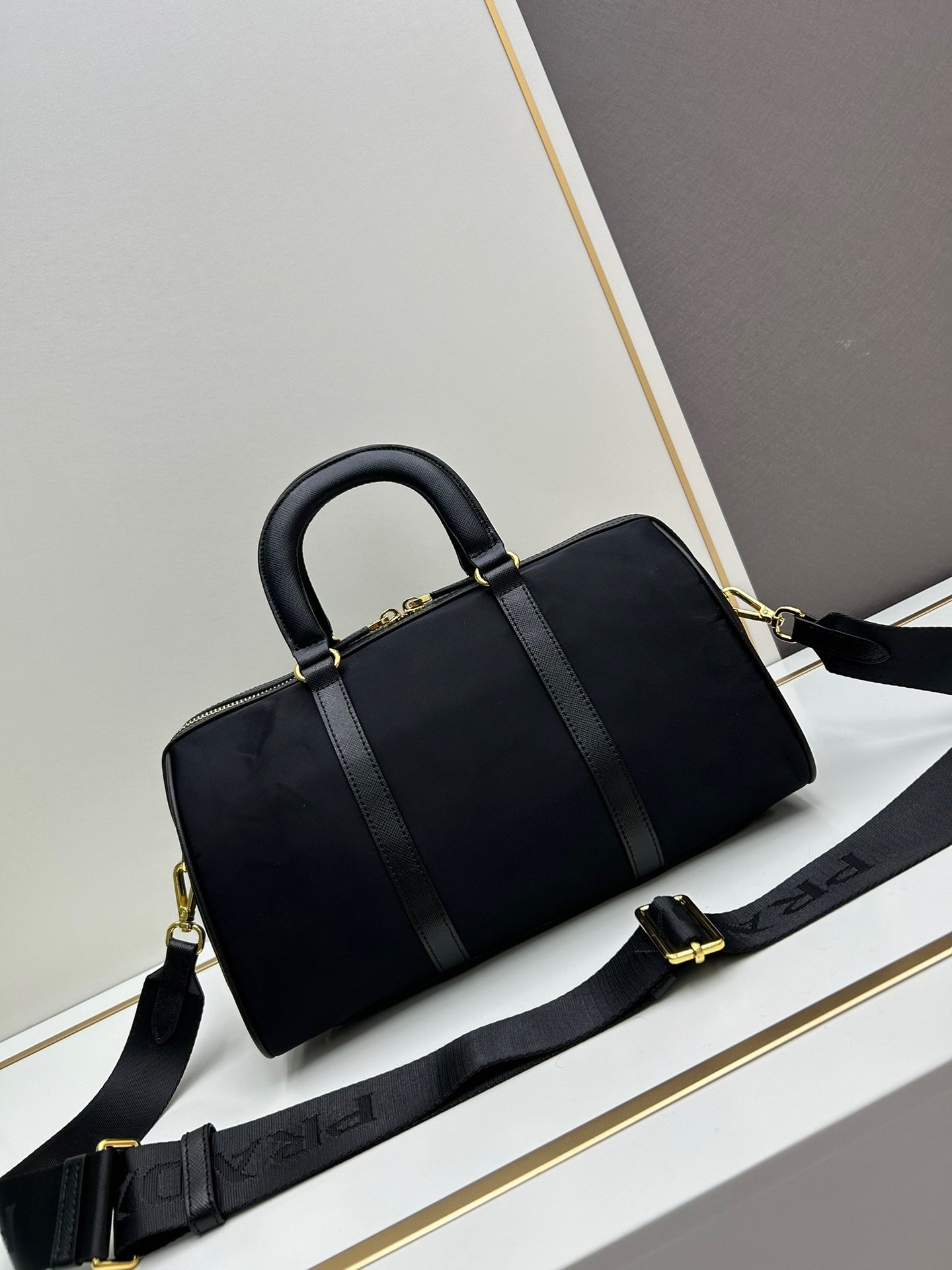 Prada BB233 Re-Nylon Saffiano New SeasonTop Handle Bag 001450