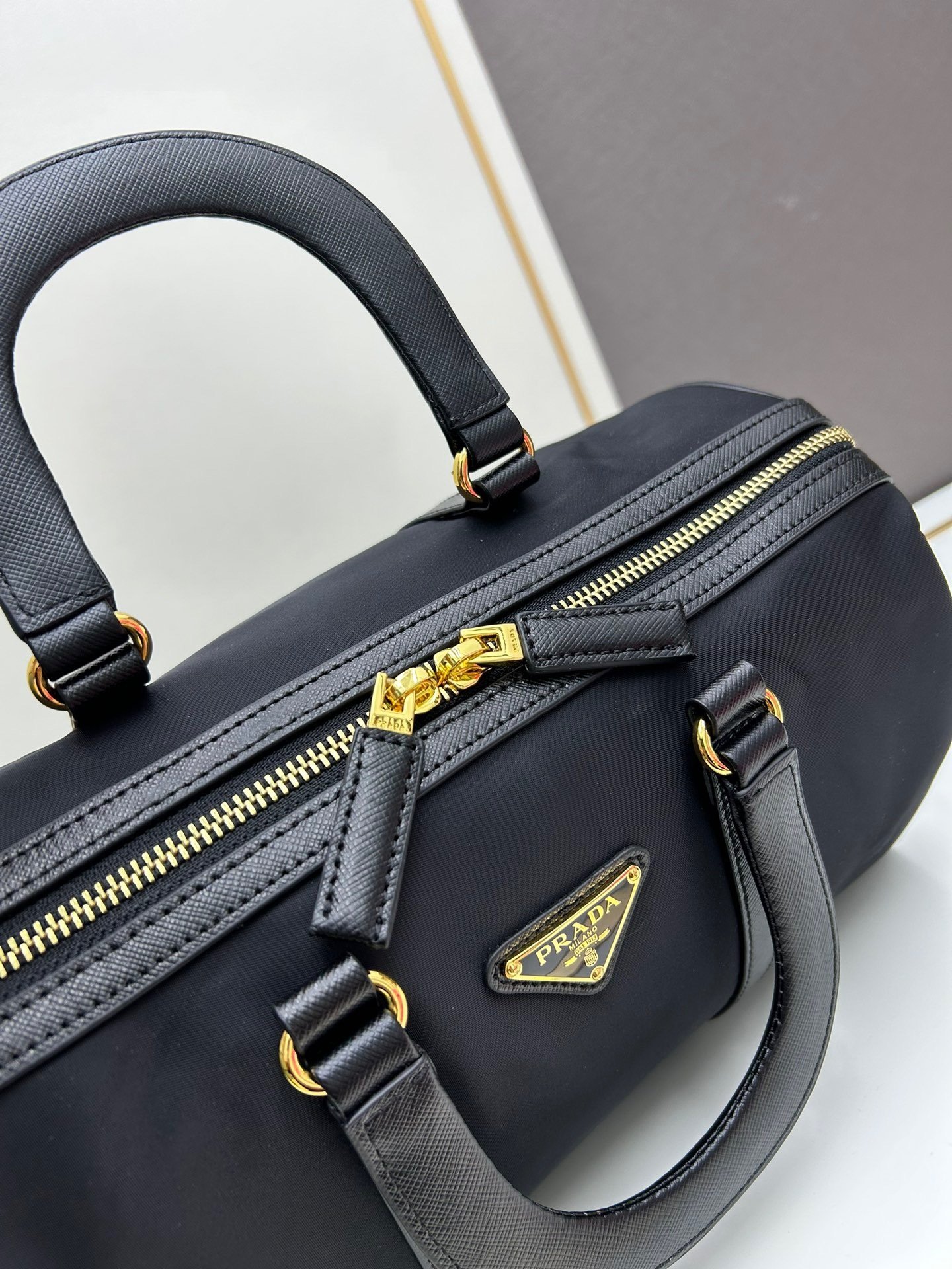 Prada BB233 Re-Nylon Saffiano New SeasonTop Handle Bag 001450