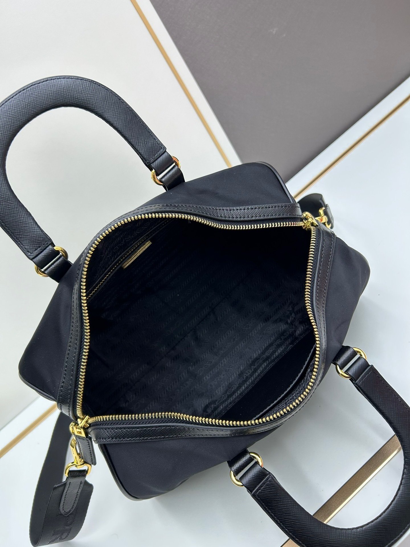 Prada BB233 Re-Nylon Saffiano New SeasonTop Handle Bag 001450