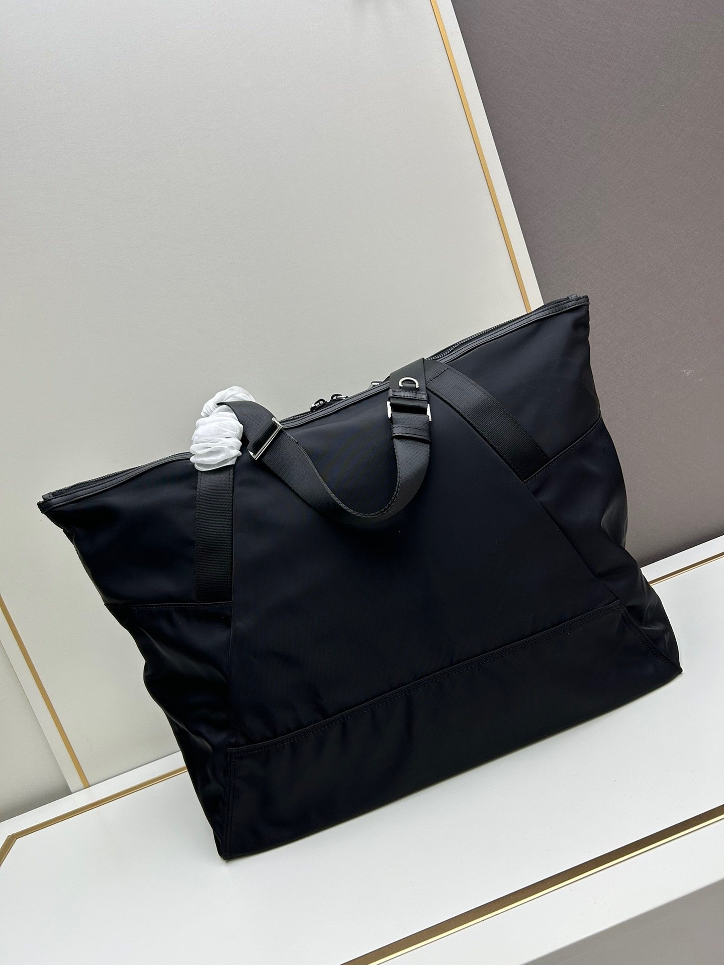 Prada VC040 Large New SeasonTravel Bag 001510