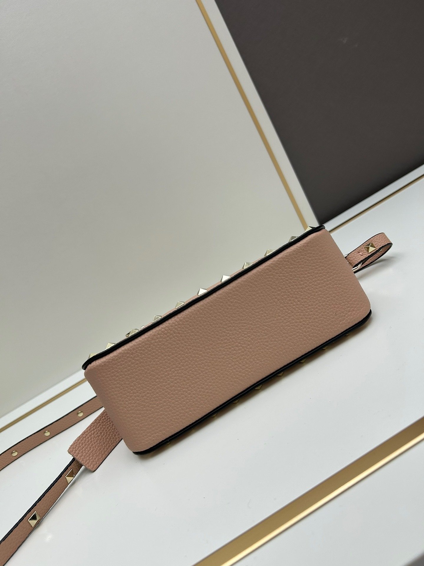 Valentino valent Garavani Rockstud Small Crossbody Bag 001380