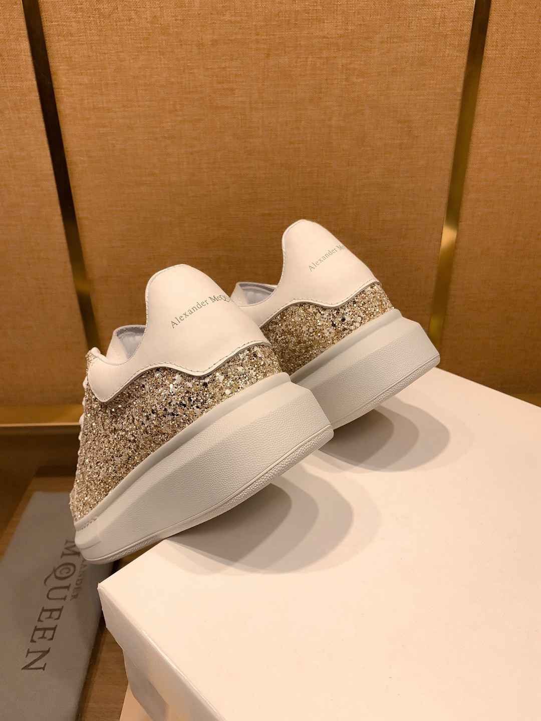 Alexander McQueen Men’s McQueen MQ Sneakers Colorway 1 1621220