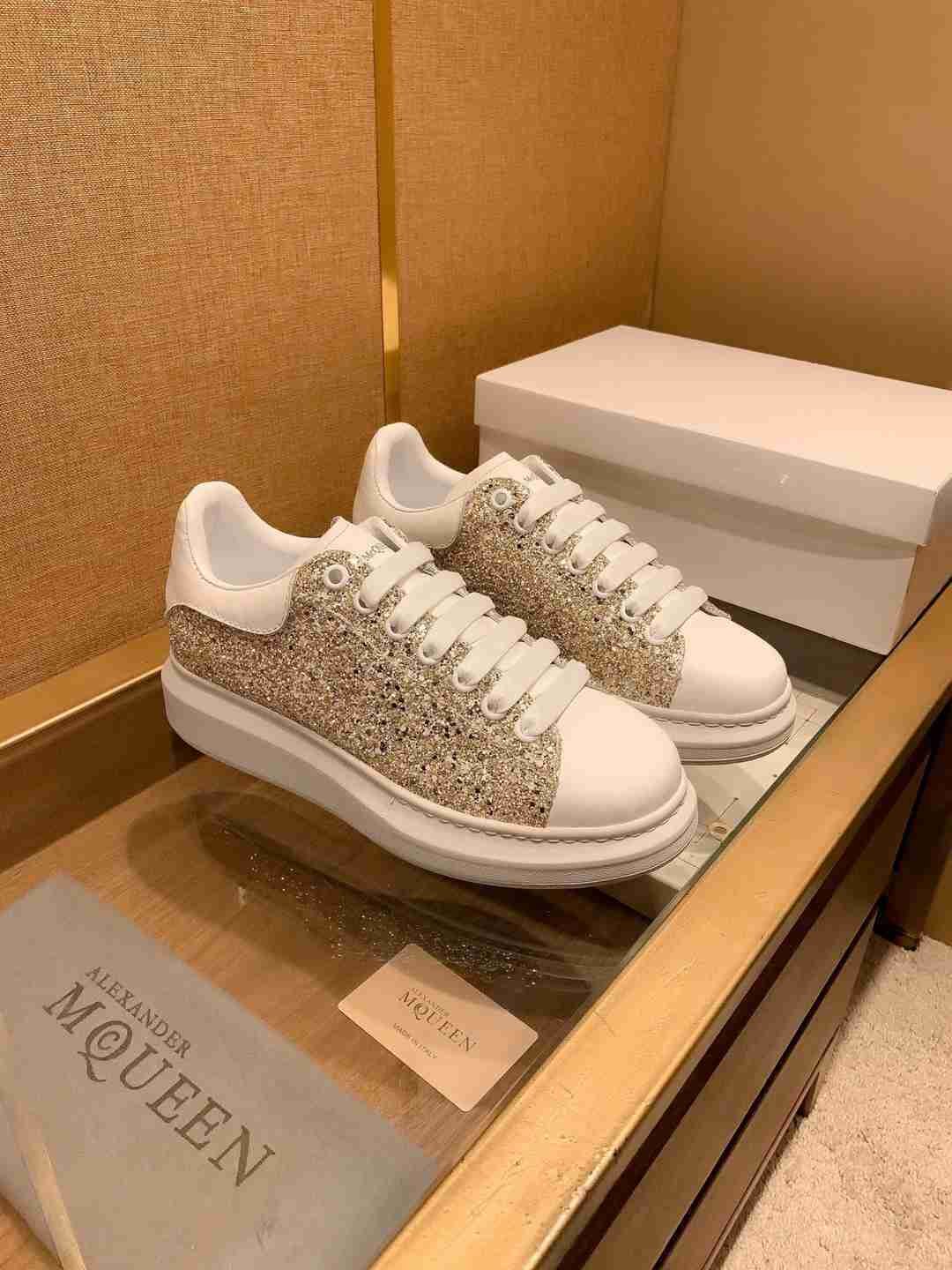 Alexander McQueen Men’s McQueen MQ Sneakers Colorway 1 1621220