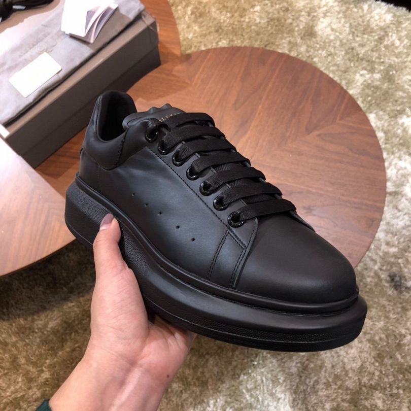 Alexander McQueen Men's McQueen MQ Dress Shoes 1139210MQ