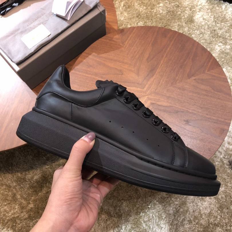Alexander McQueen Men’s McQueen MQ Dress Shoes 1139210MQ