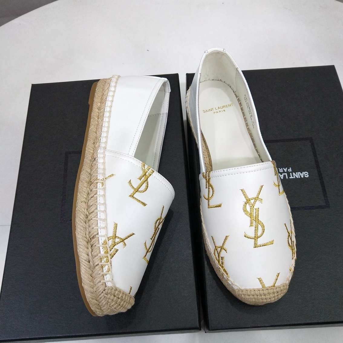 Saint Laurent Women’s YSL Sneakers 6620200