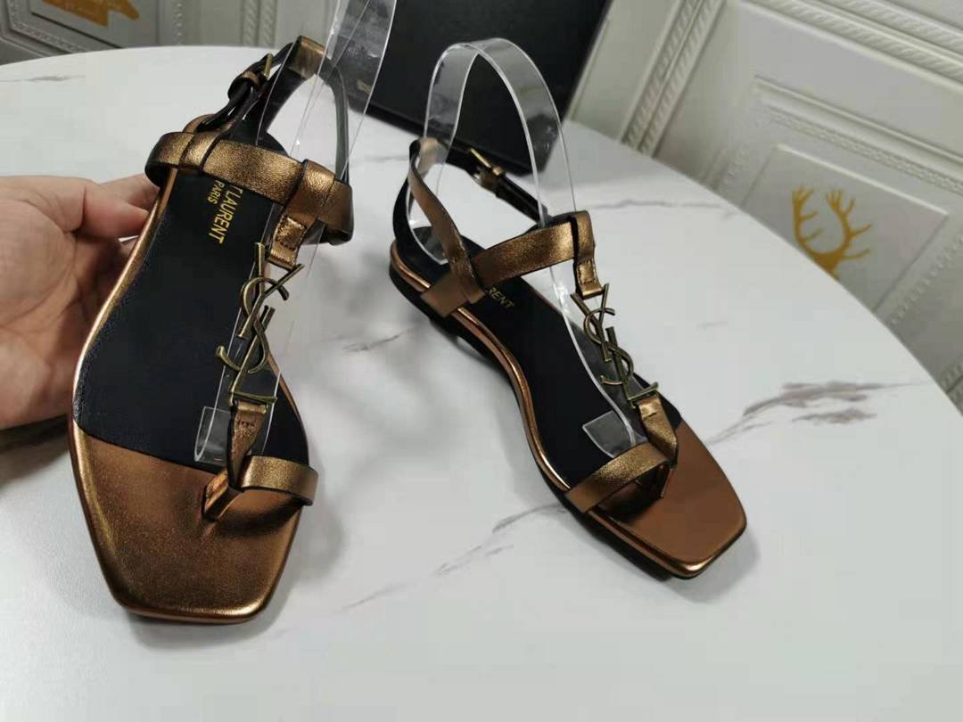 Saint Laurent Women’s CM MM Sandals Colorway 1 354343