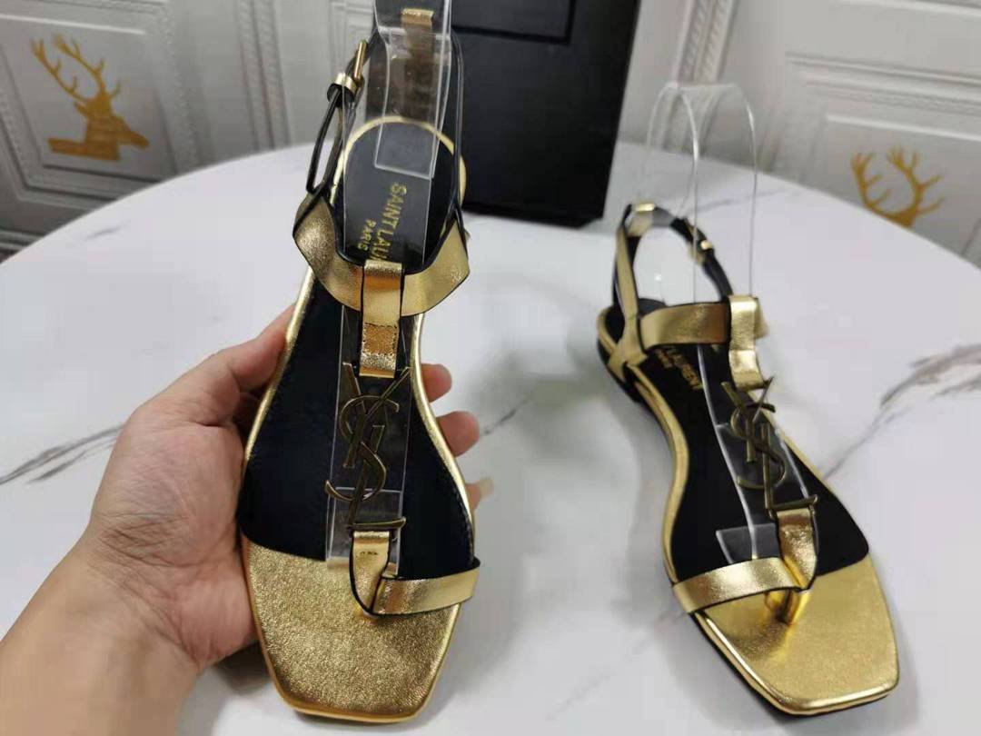 Saint Laurent Women’s CM MM Sandals Colorway 1 354343