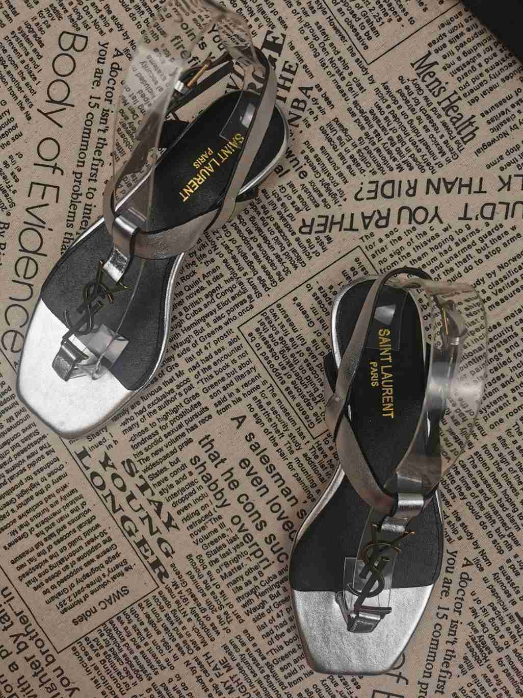 Saint Laurent Women’s CM MM Sandals 354343