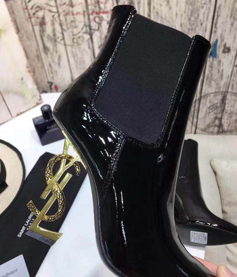 Saint Laurent logo cm Ankle Boots 3339370