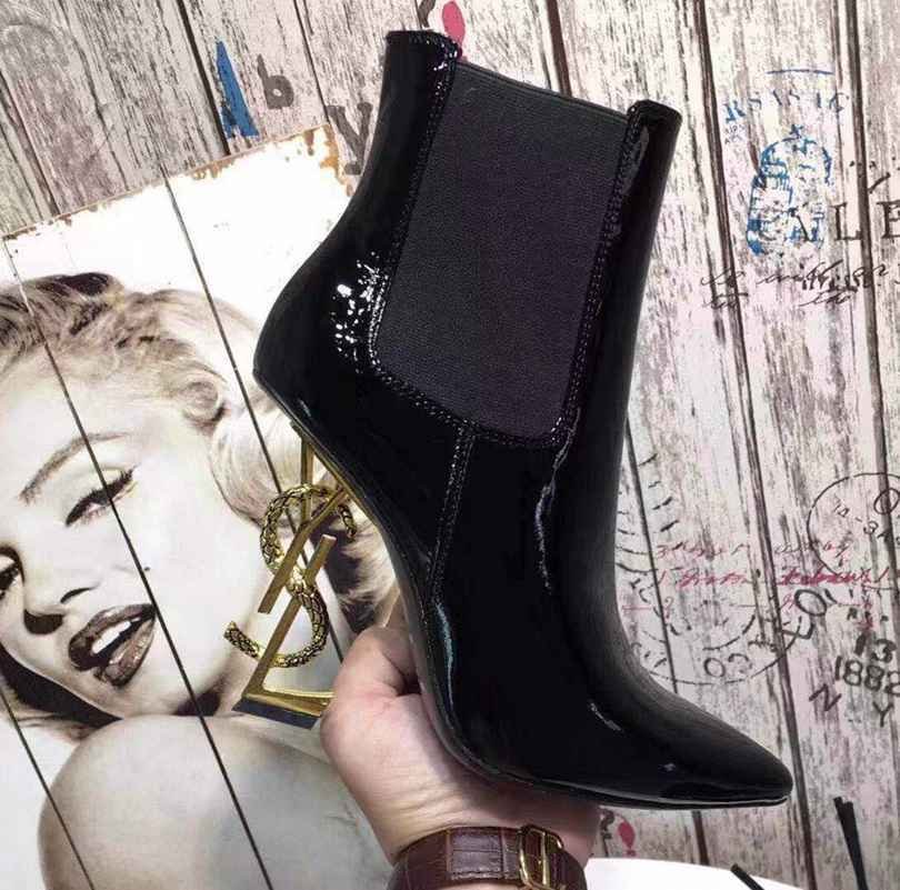 Saint Laurent logo cm Ankle Boots 3339370