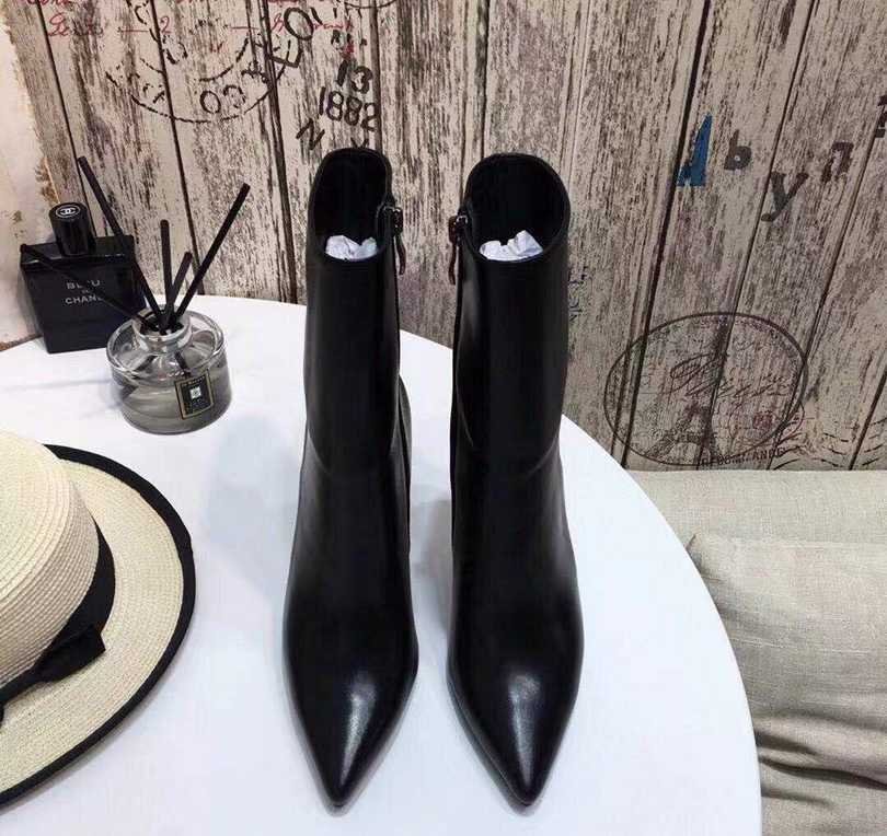 Saint Laurent logo cm Ankle Boots 3339350
