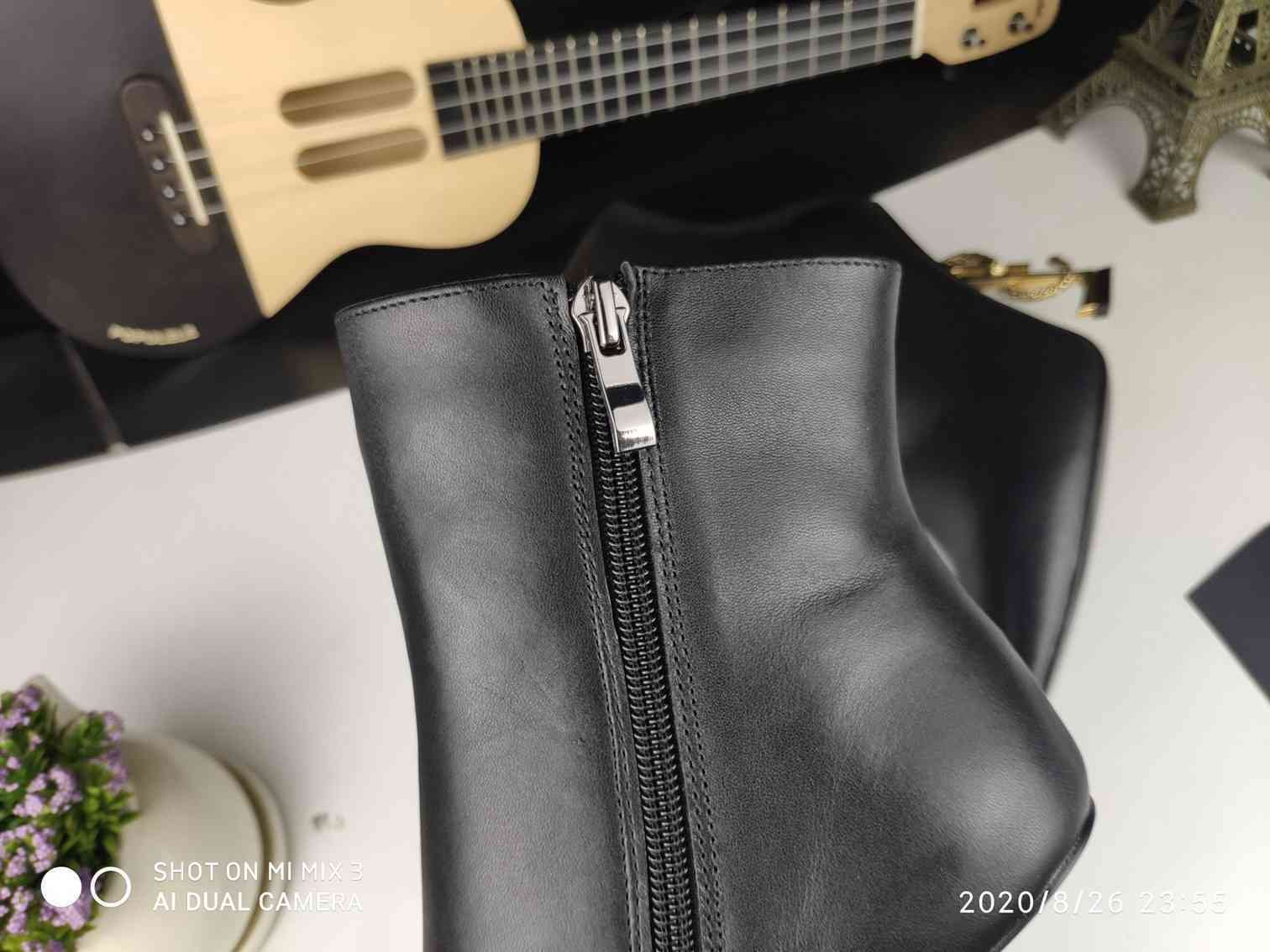 Saint Laurent logo cm Boots Colorway 1 948370