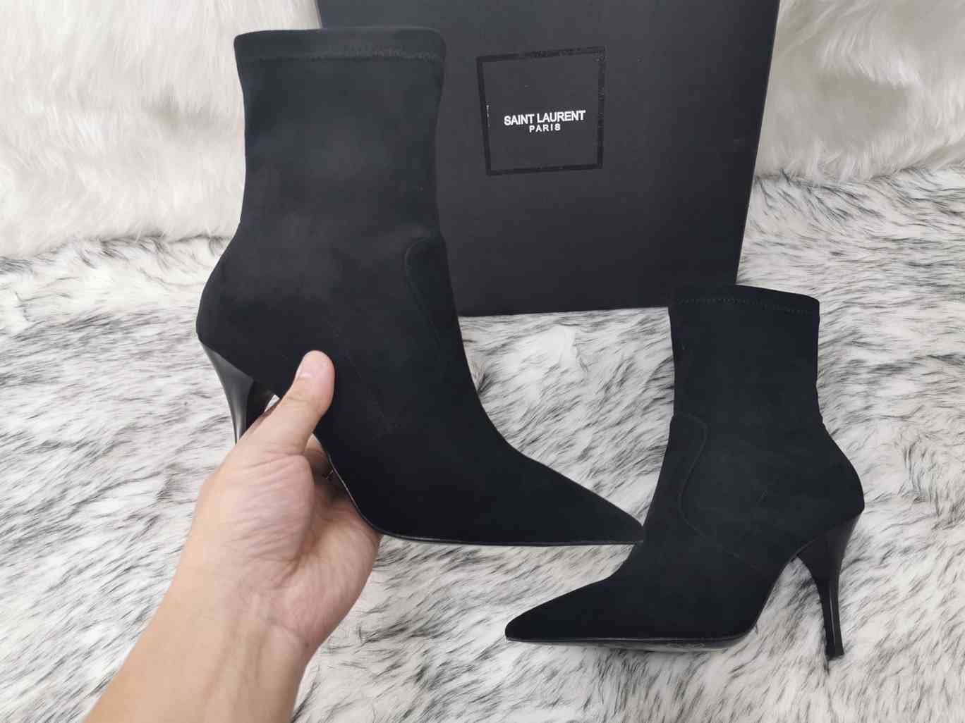 Saint Laurent Women’s Leather Ankle Boots 6709270
