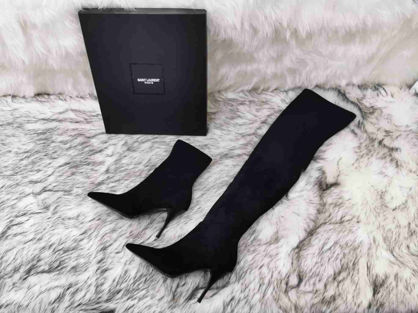 Saint Laurent Women’s Leather Ankle Boots 6709330