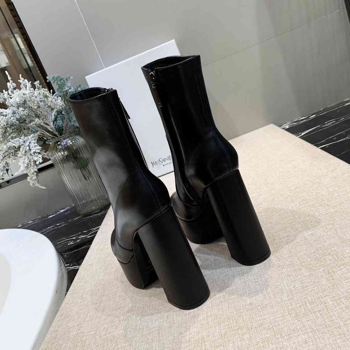 Saint Laurent cm Ankle Boots 6709370