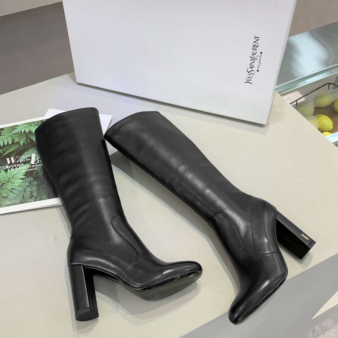 Saint Laurent cm Boots 6709420
