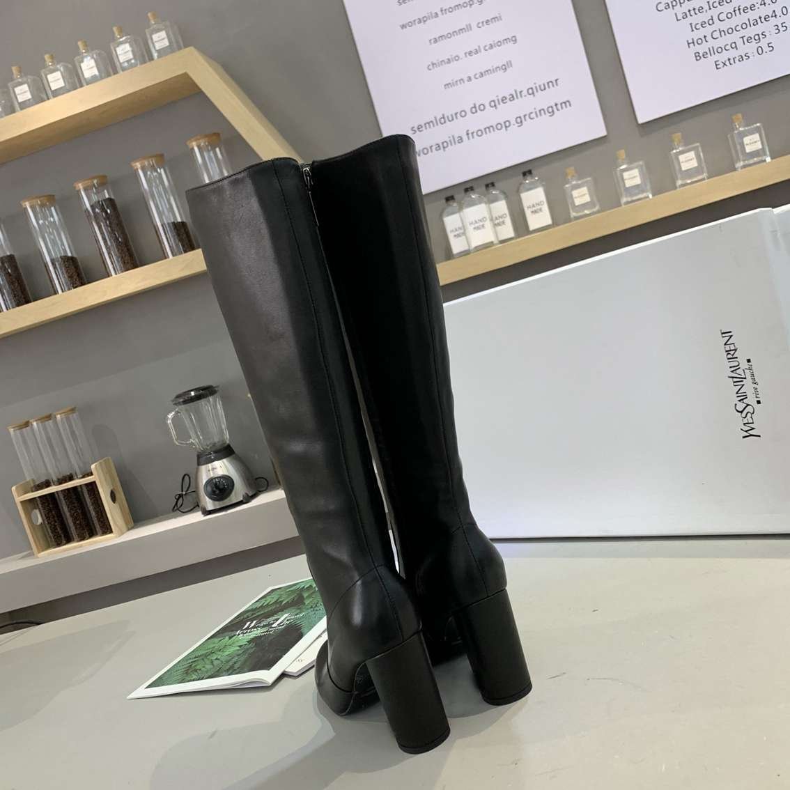 Saint Laurent cm Boots 6709420