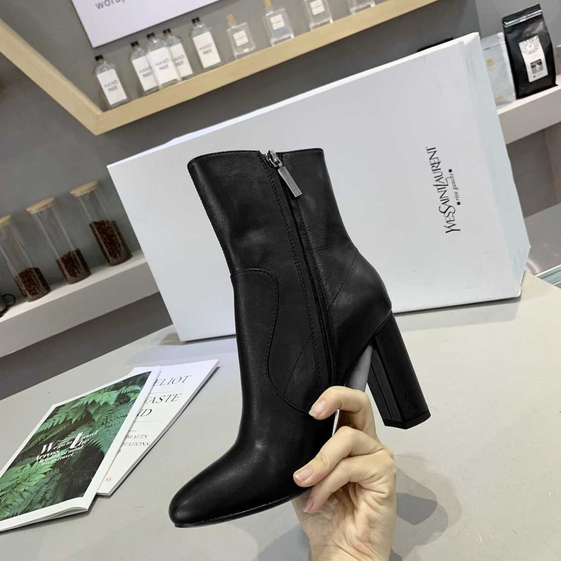Saint Laurent cm Ankle Boots 6709350