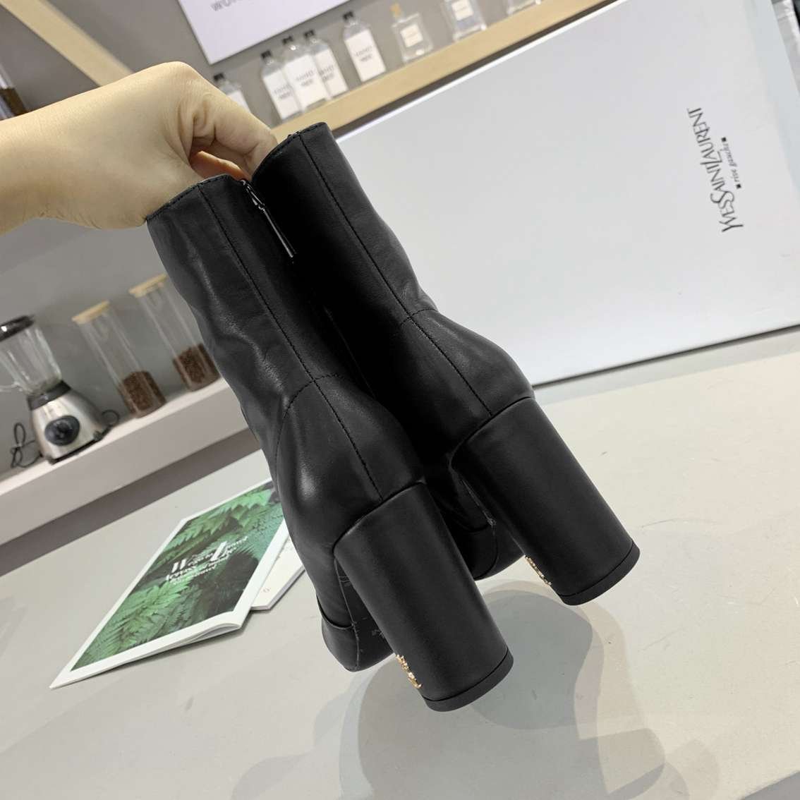 Saint Laurent cm Ankle Boots 6709350