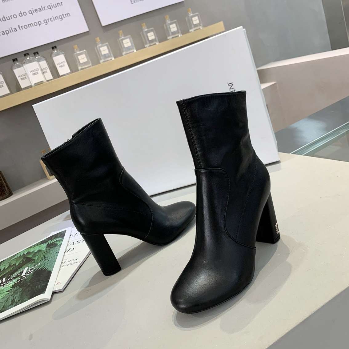 Saint Laurent cm Ankle Boots 6709350
