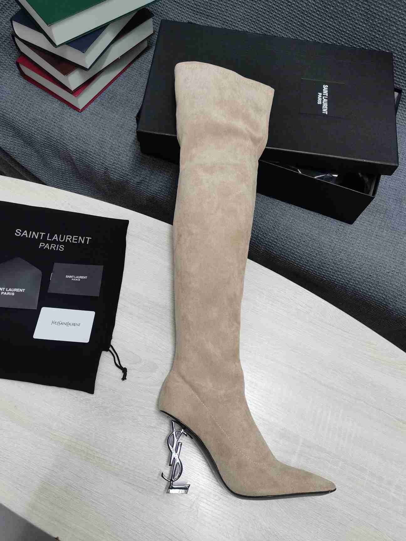 Saint Laurent logo Clour Boots Black Colorway 1 3368400
