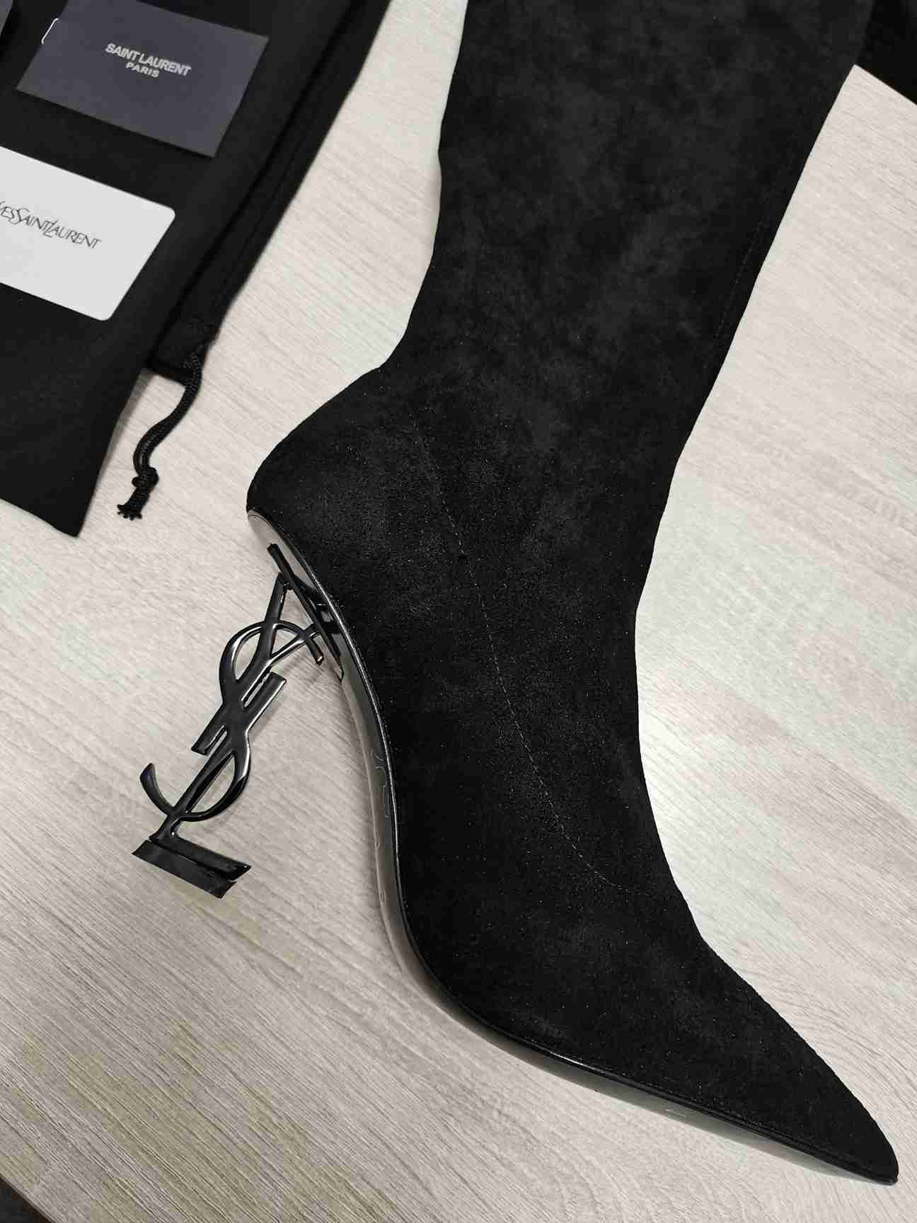 Saint Laurent logo Clour Boots Black Colorway 1 3368400