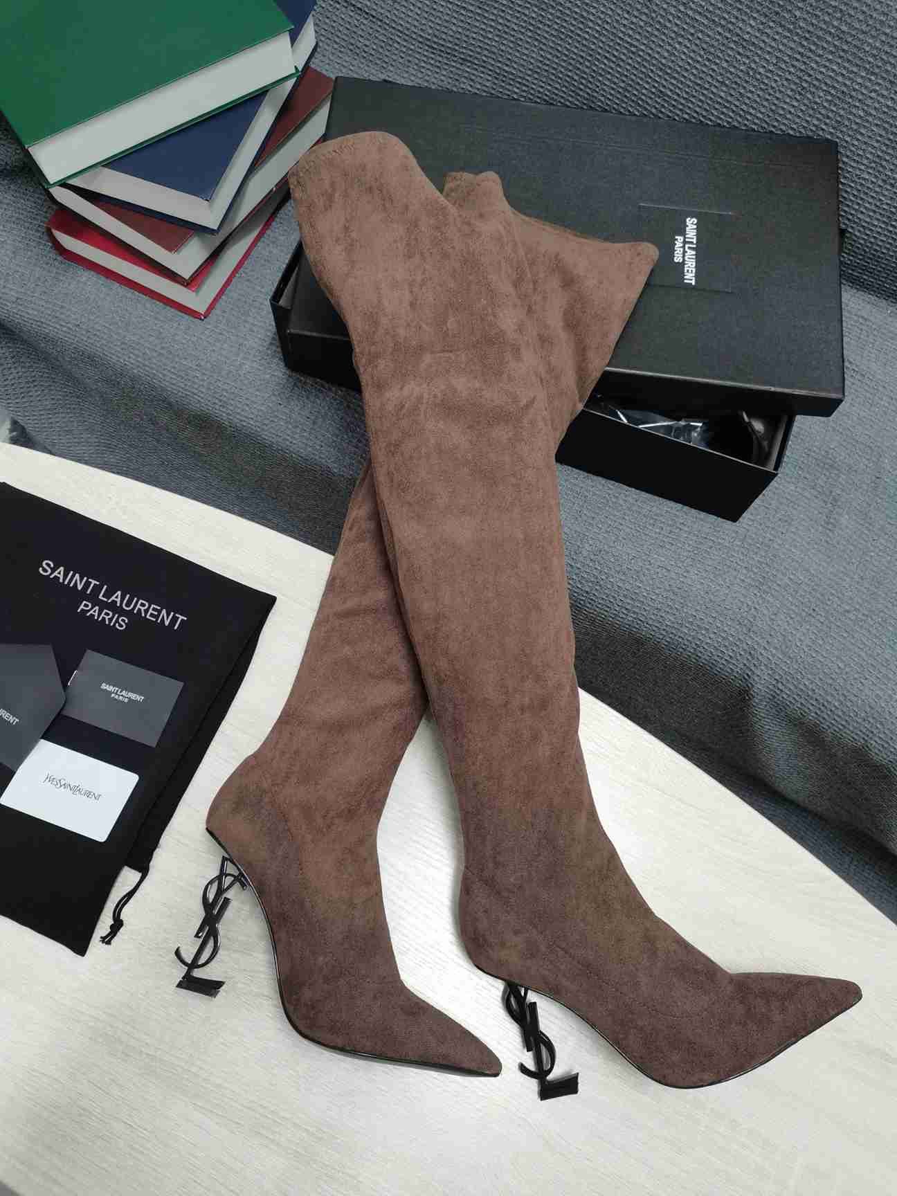 Saint Laurent logo Clour Boots Black 3368400