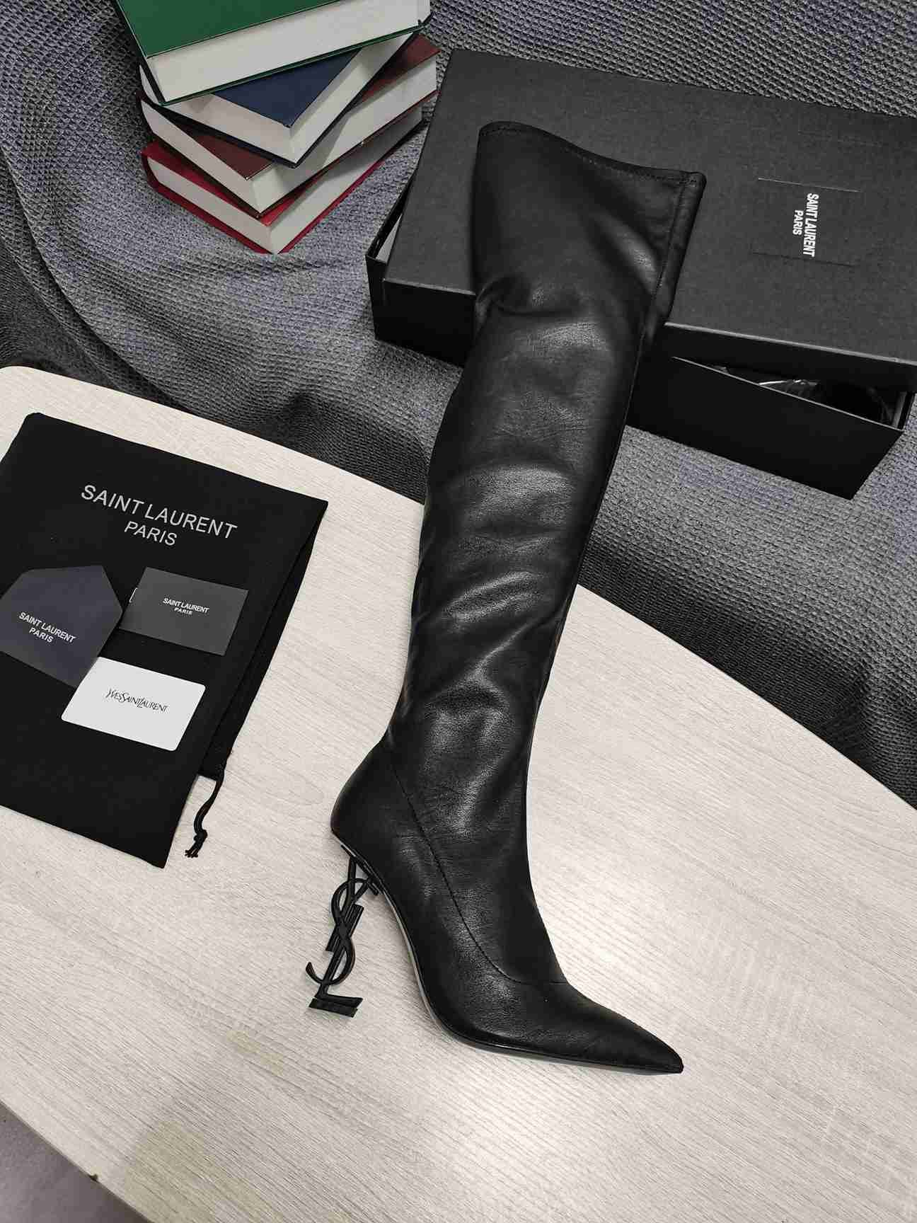 Saint Laurent logo Clour Boots Black 3368400