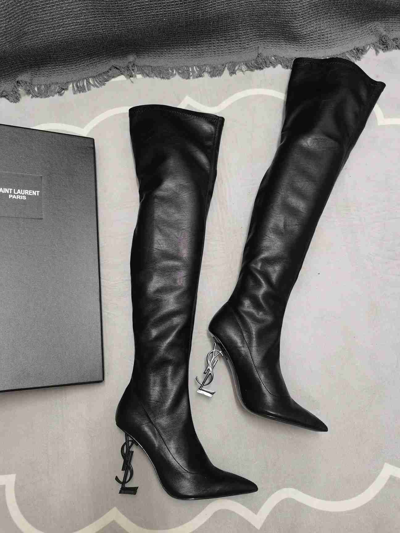 Saint Laurent logo Clour Boots Black 3368400