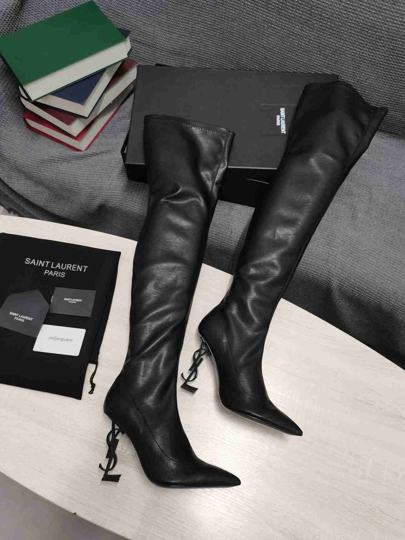 Saint Laurent logo Clour Boots Black 3368400
