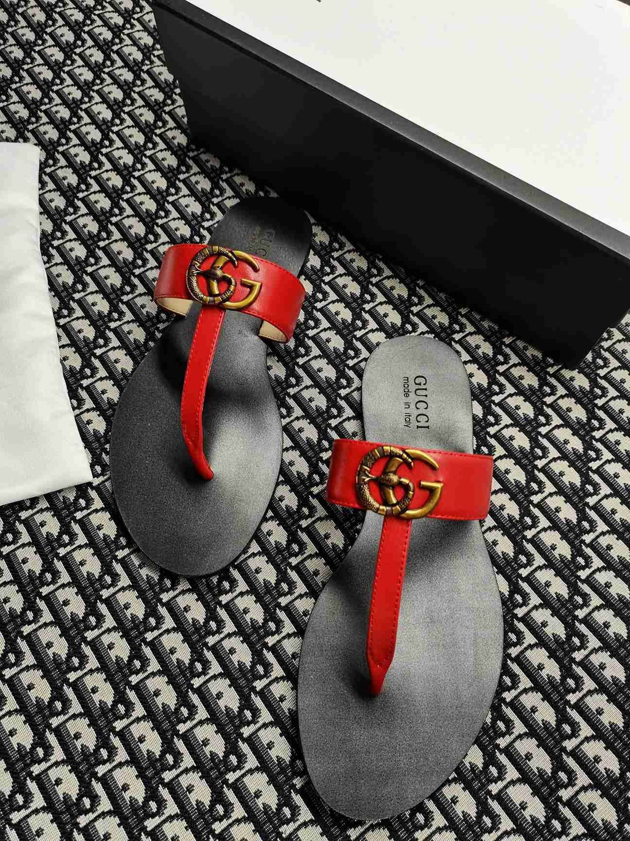 Gucci Ad5621150 Slides White AD5621150