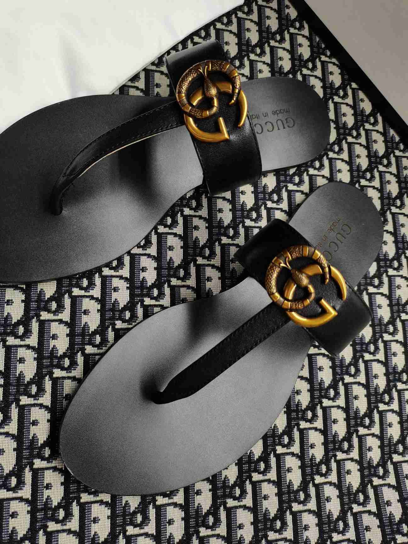 Gucci Ad5621150 Slides White AD5621150