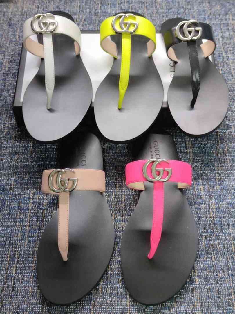Gucci Women's Ad5621150 Slides AD5621150