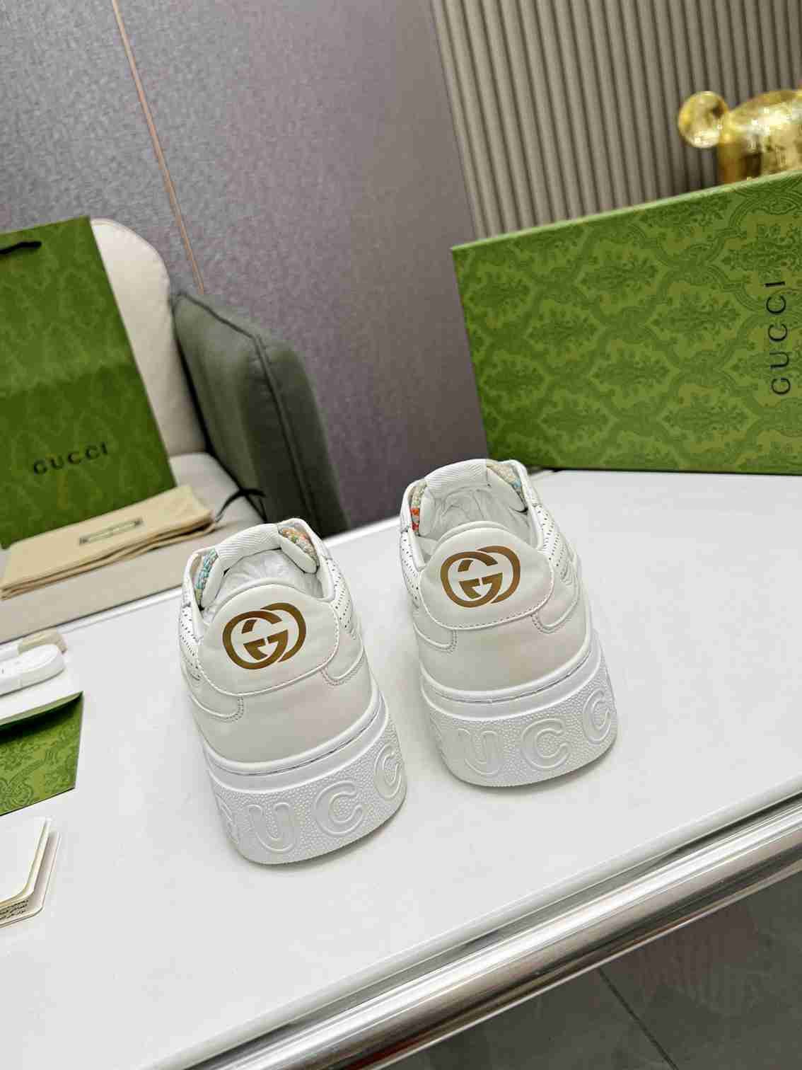 Gucci Ad5706280 IP Low-Top Sneakers Colorway 3 AD5706280