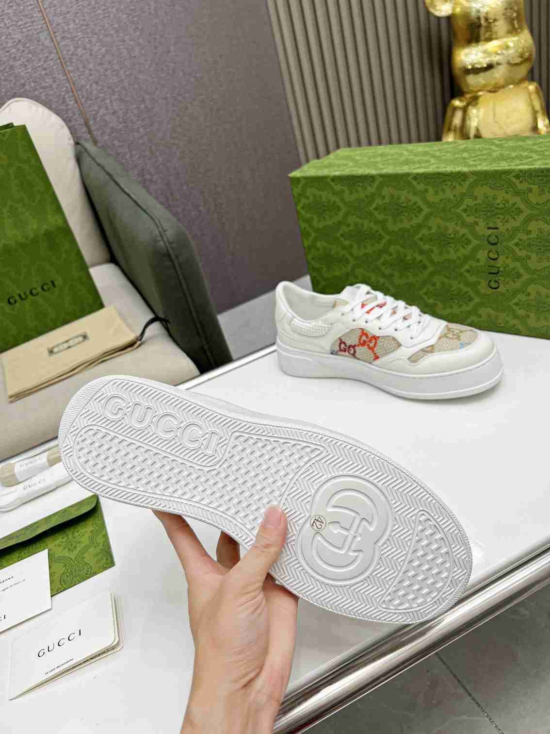 Gucci Ad5706280 IP Low-Top Sneakers Colorway 3 AD5706280