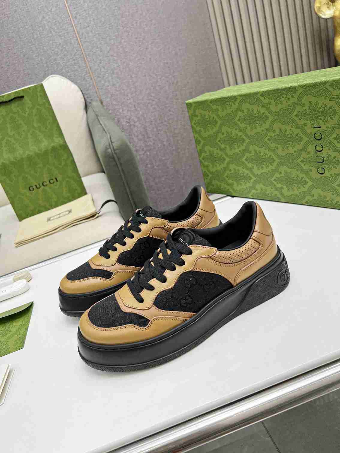 Gucci Ad5706280 IP Low-Top Sneakers Colorway 2 AD5706280